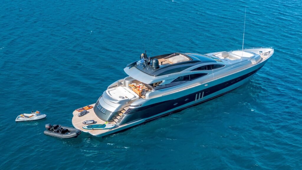 ONE Pershing 90 profile running