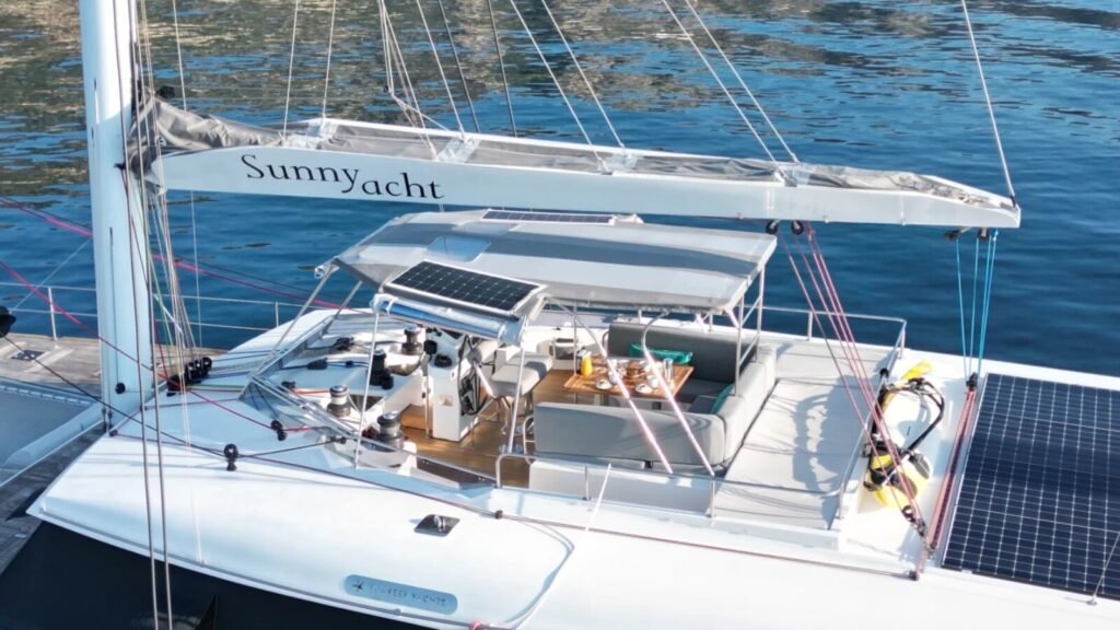 SUNNYACHT Sun Deck