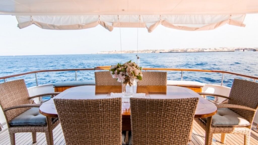 A&A Alfresco Dining
