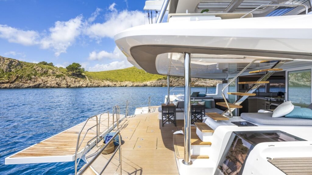LADY M Aft Cockpit