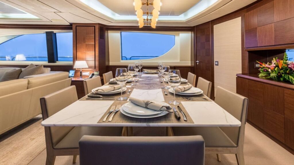 AMANECER Formal Dining