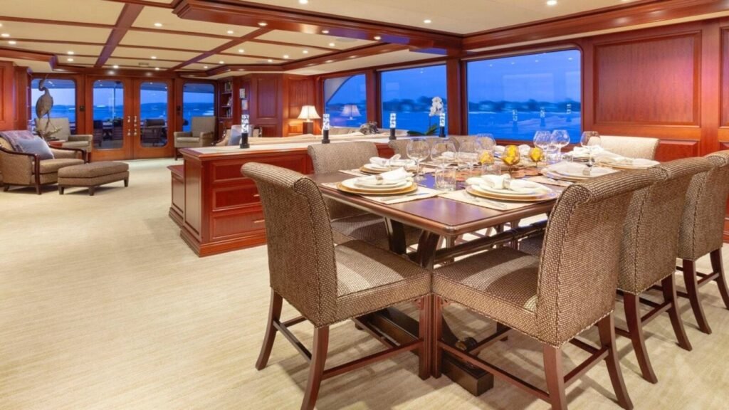 IMPETUOUS Formal Dining