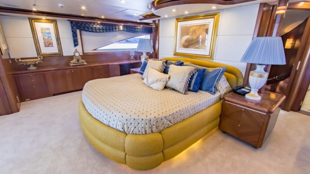 CABERNET Master Suite