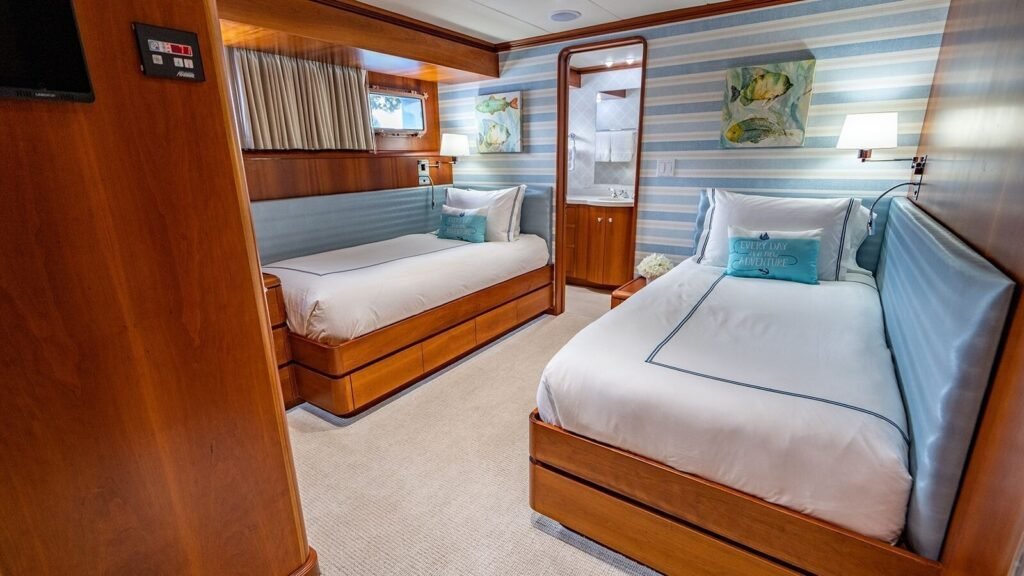 SILVER SEAS Twin Suite