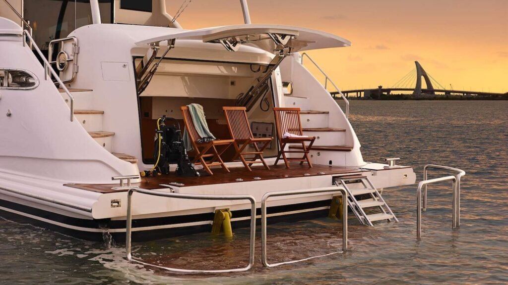 DIAMOND SEAS Swim Platform