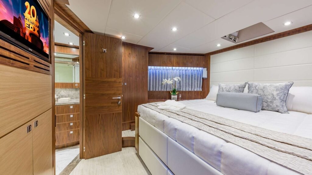 MB III VIP Cabin