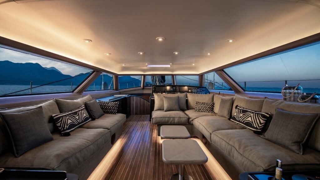 OCEAN PURE 2 Saloon Lounge