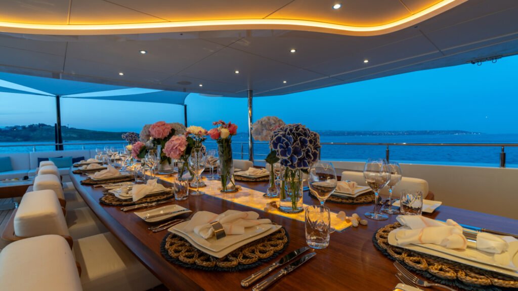 ETERNAL SPARK Al Fresco Dining