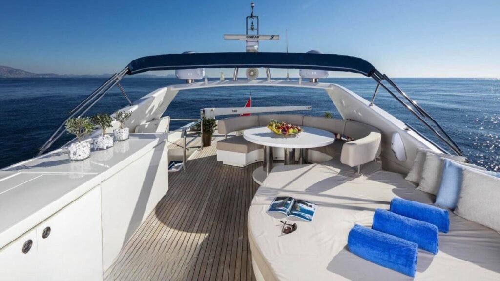 MYTHOS G Foredeck Sun Pads