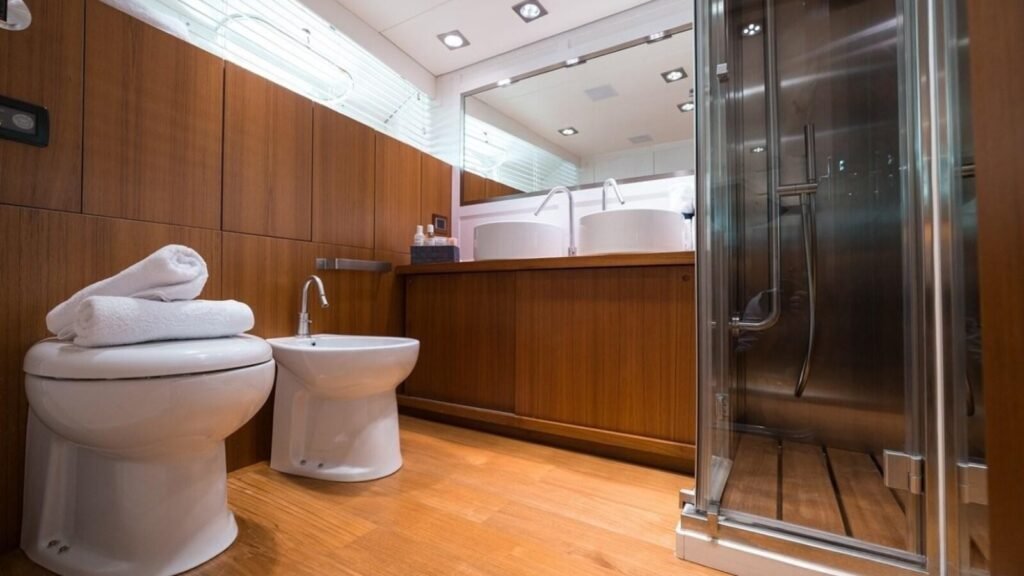PAOLUCCI Master Ensuite