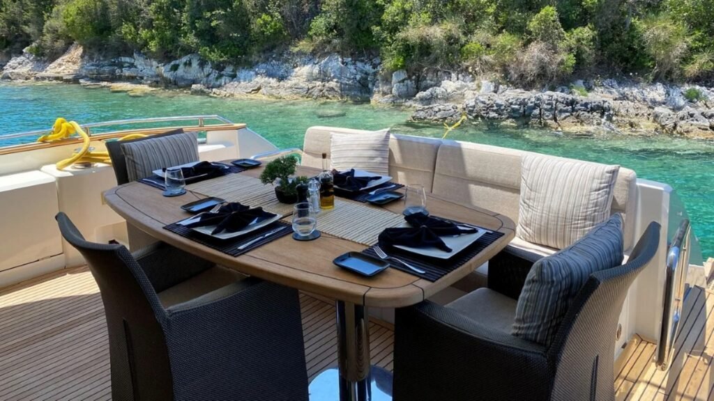 IT'S MAGIC Exterior Dining