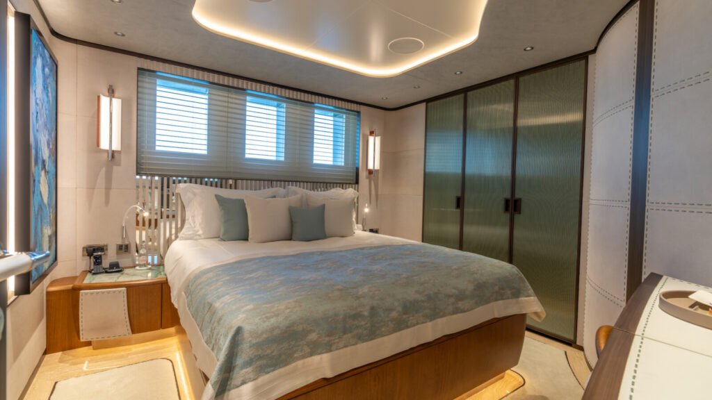ETERNAL SPARK Guest Cabin