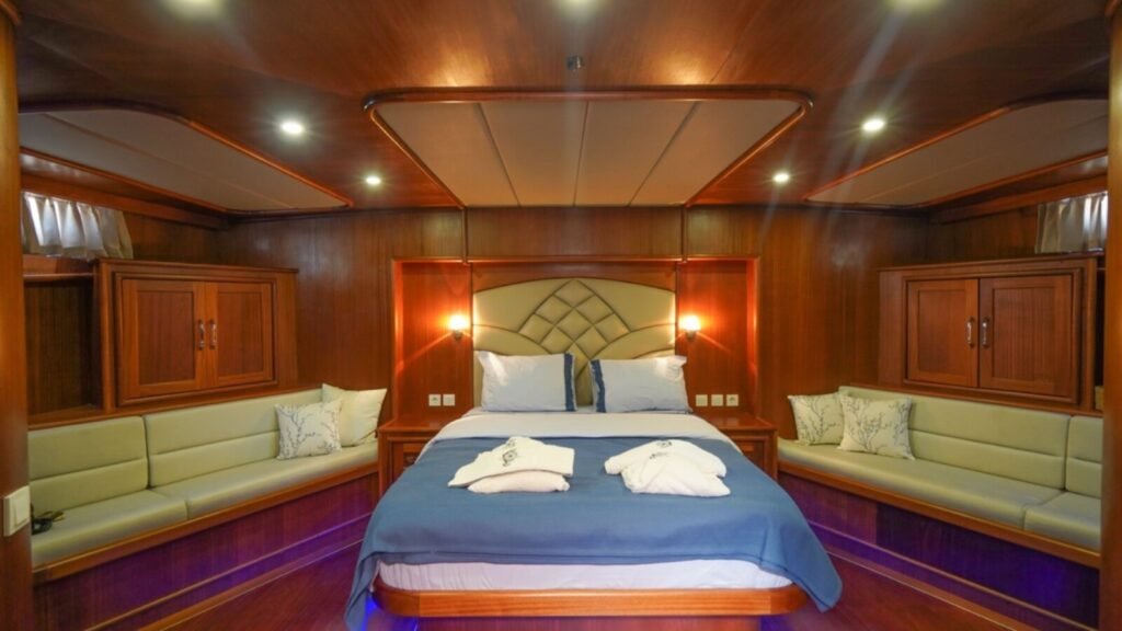 PRENSES ESILA Master Cabin