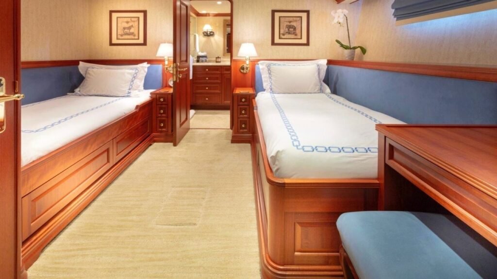 IMPETUOUS Twin Cabin