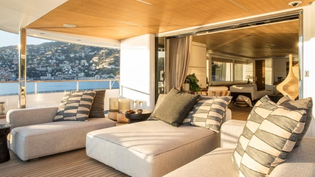 SABAI Shaded Deck Lounge