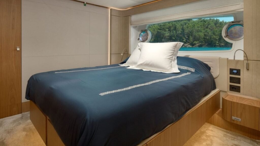 DAMARI Guest Suite