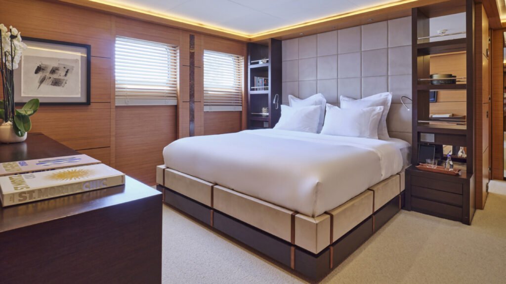 Persefoni I double stateroom