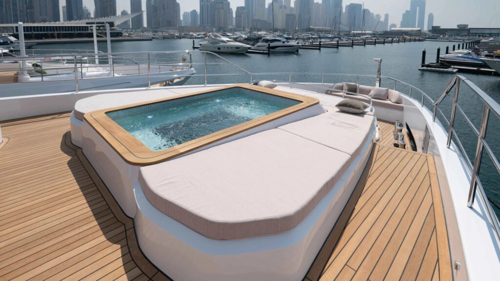 SANDBANK foredeck dip pool