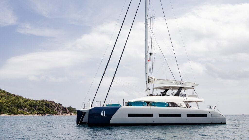 SPIRIT OF PONANT charter yacht