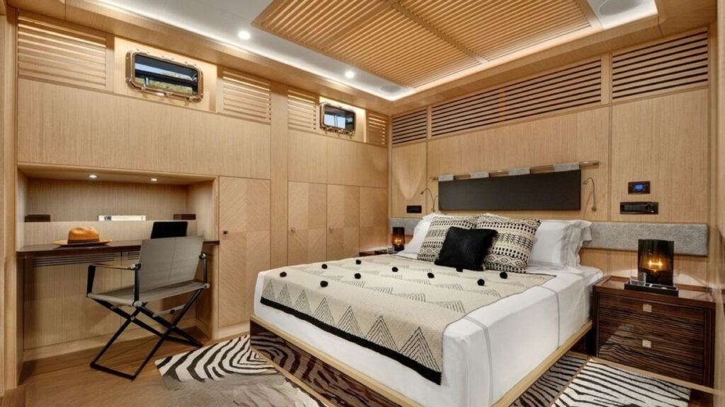 THAT'S AMORE guest cabin