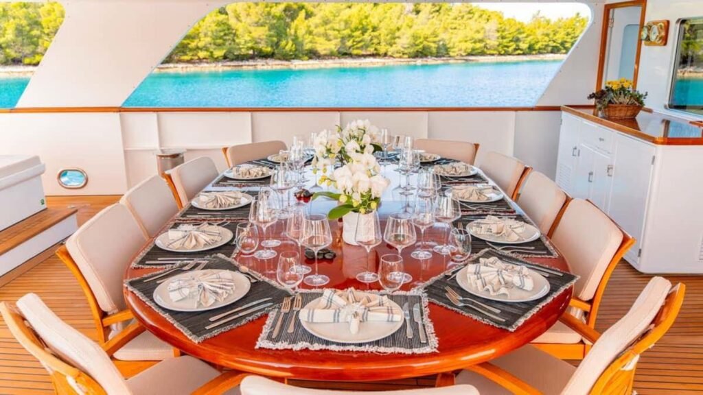 Victory alfresco dining on the aft deck